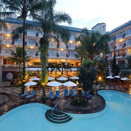 The Jayakarta Suites Bandung Luaran gambar
