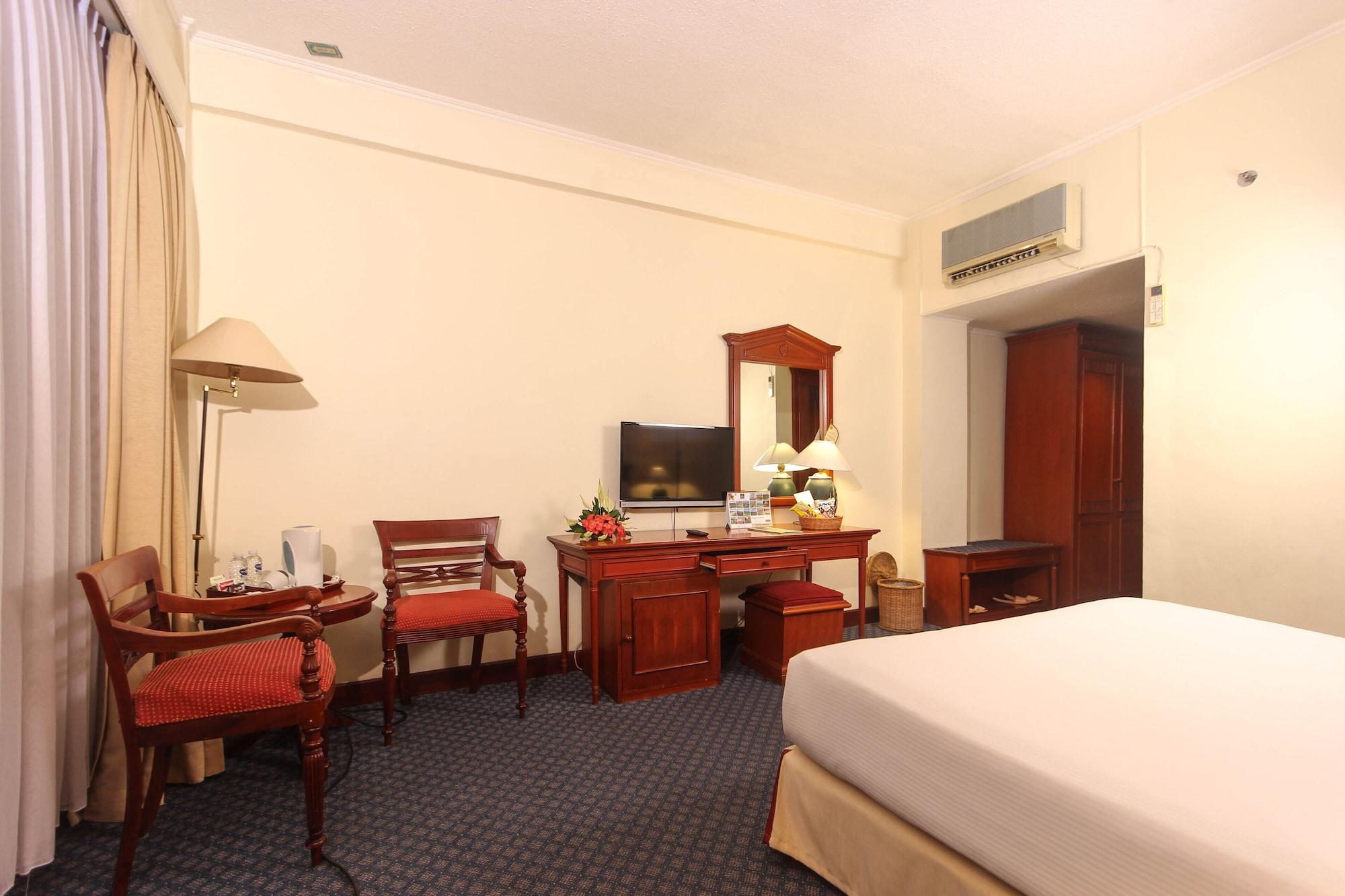 The Jayakarta Suites Bandung Luaran gambar