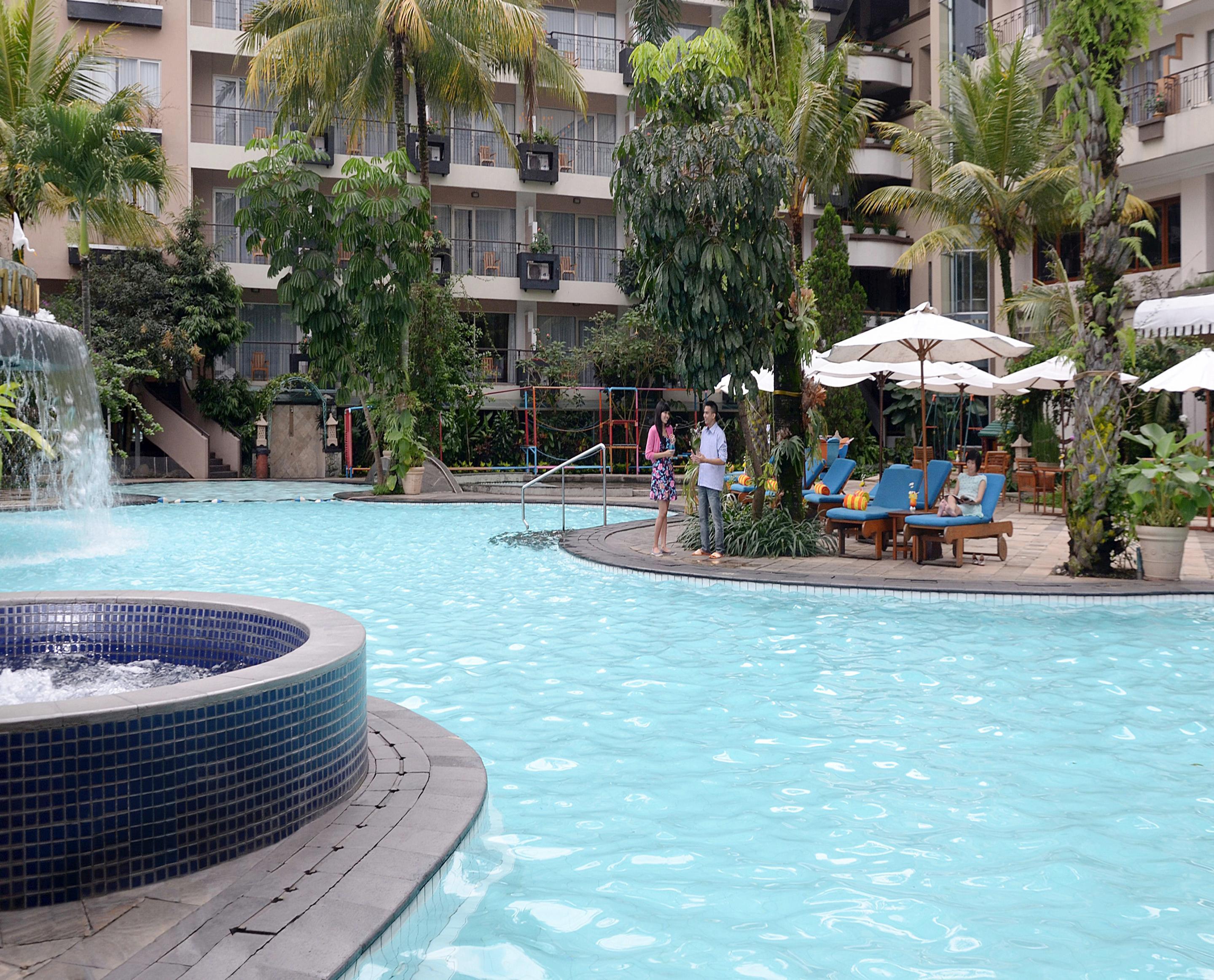 The Jayakarta Suites Bandung Luaran gambar