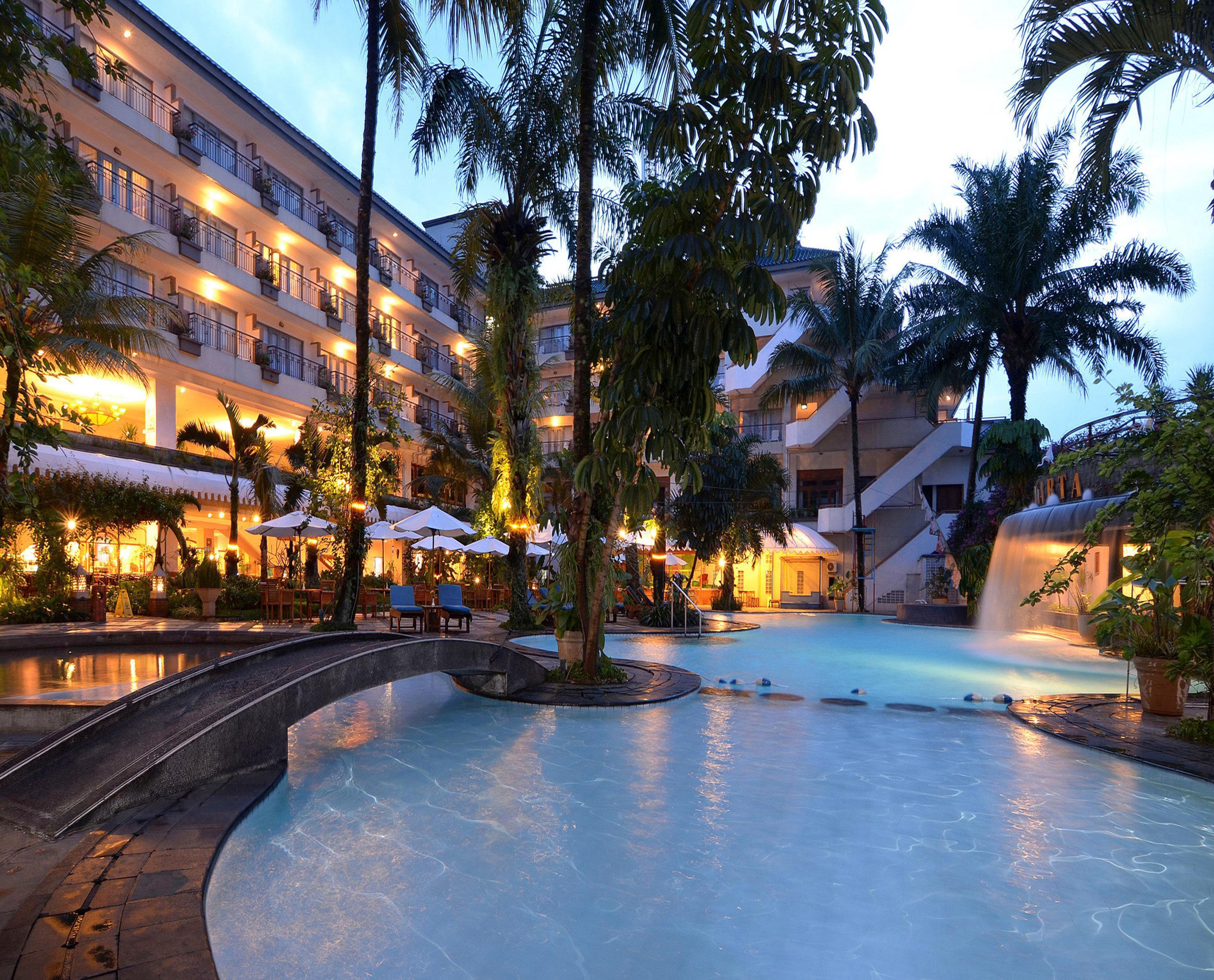 The Jayakarta Suites Bandung Luaran gambar