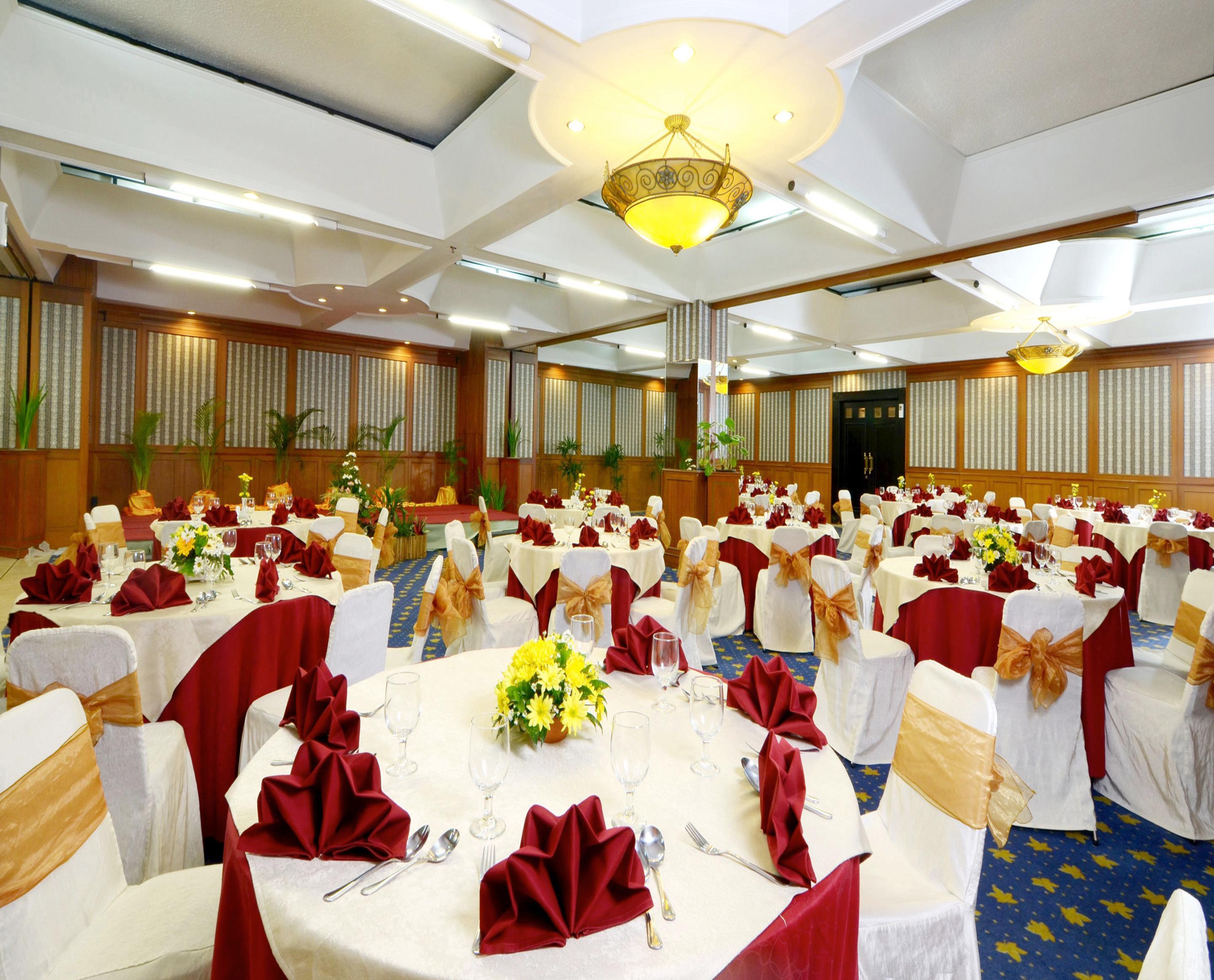 The Jayakarta Suites Bandung Luaran gambar