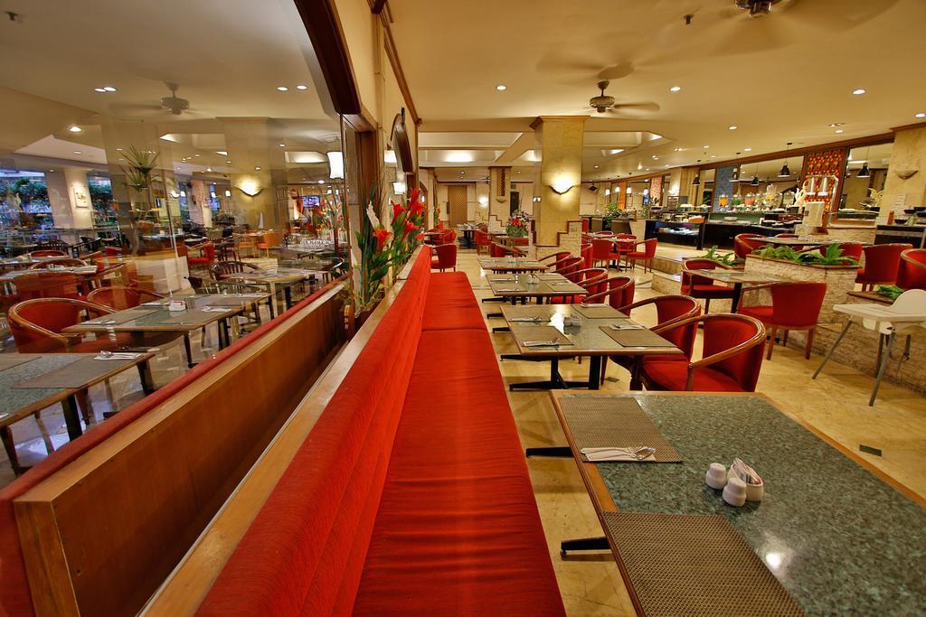 The Jayakarta Suites Bandung Luaran gambar