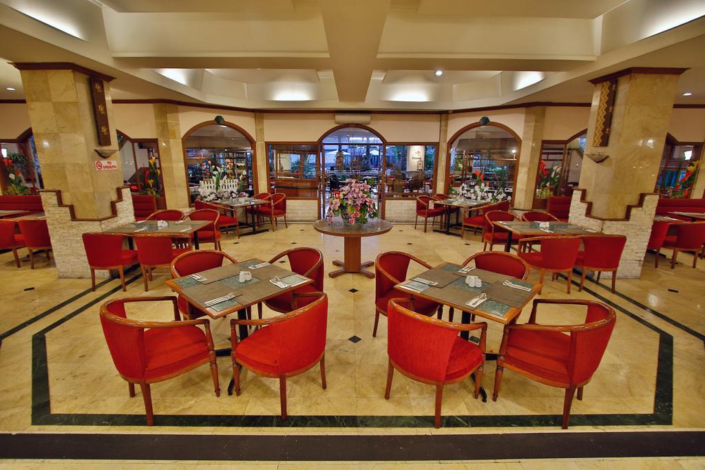 The Jayakarta Suites Bandung Luaran gambar
