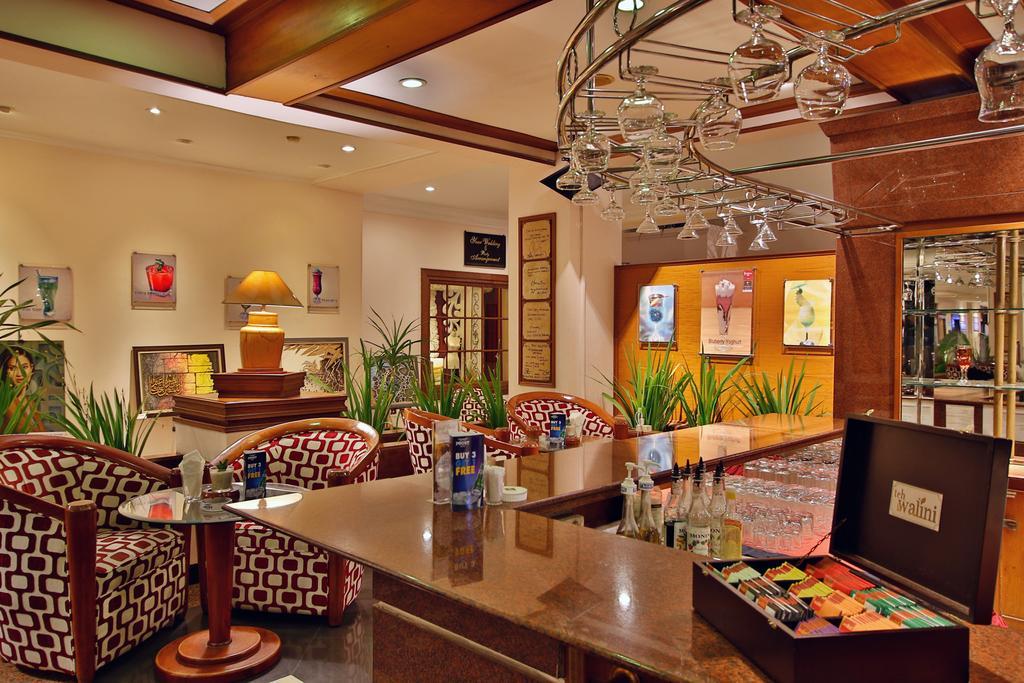 The Jayakarta Suites Bandung Luaran gambar