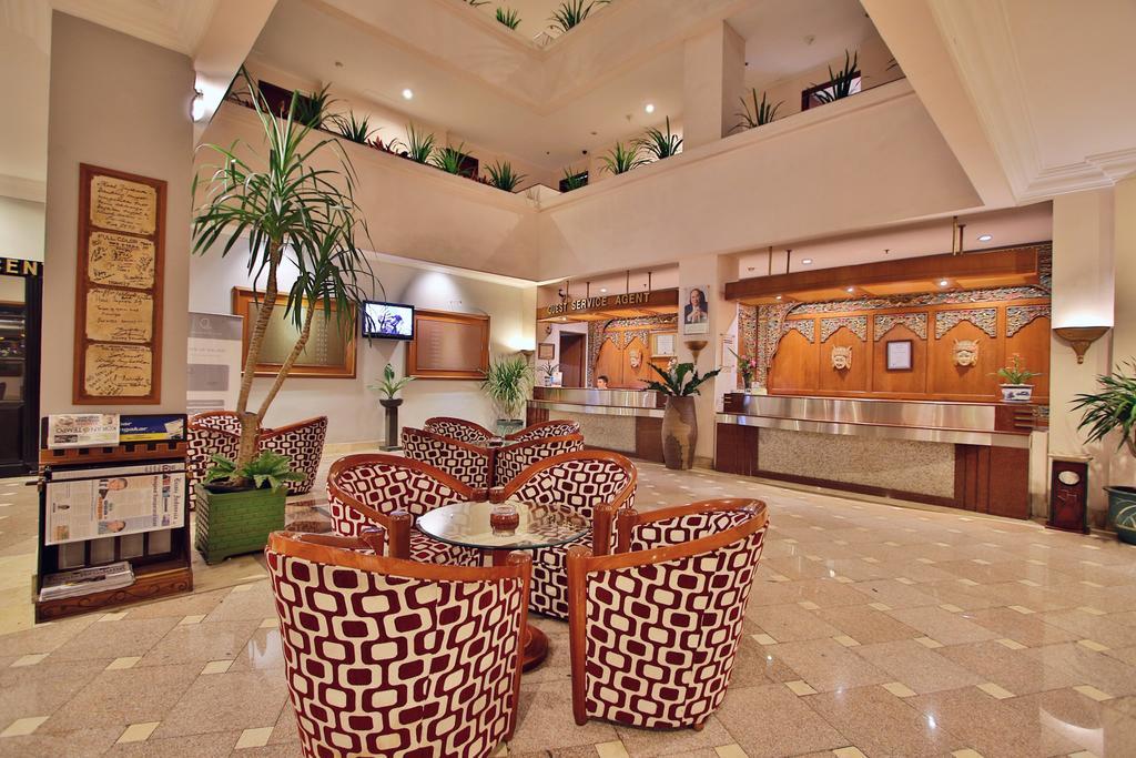 The Jayakarta Suites Bandung Luaran gambar