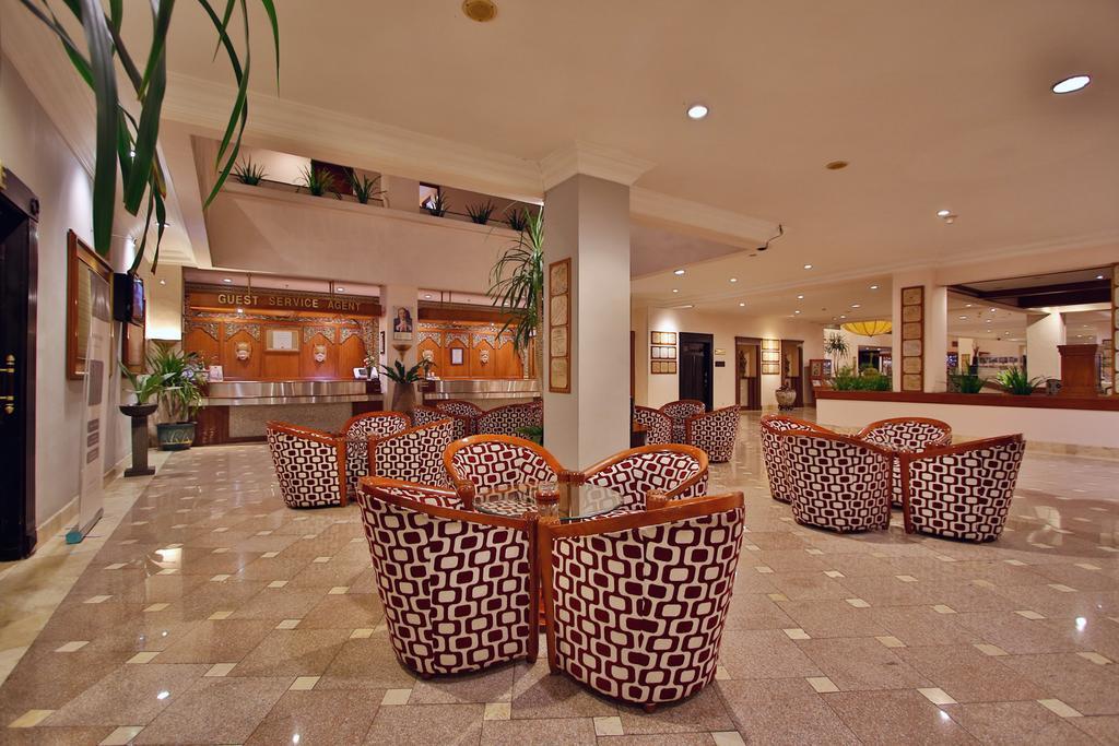 The Jayakarta Suites Bandung Luaran gambar