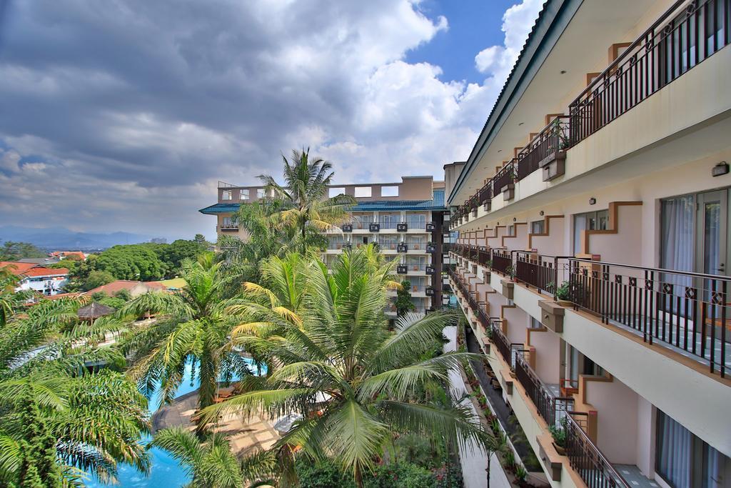 The Jayakarta Suites Bandung Luaran gambar