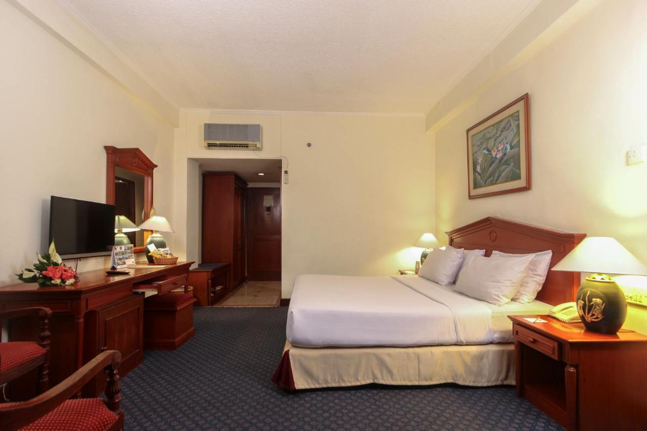 The Jayakarta Suites Bandung Luaran gambar